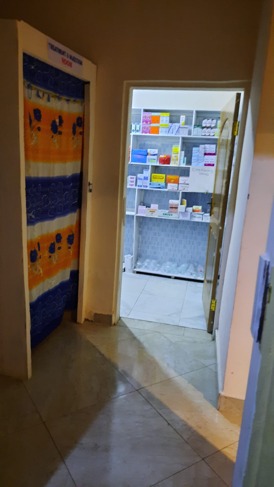Injection room